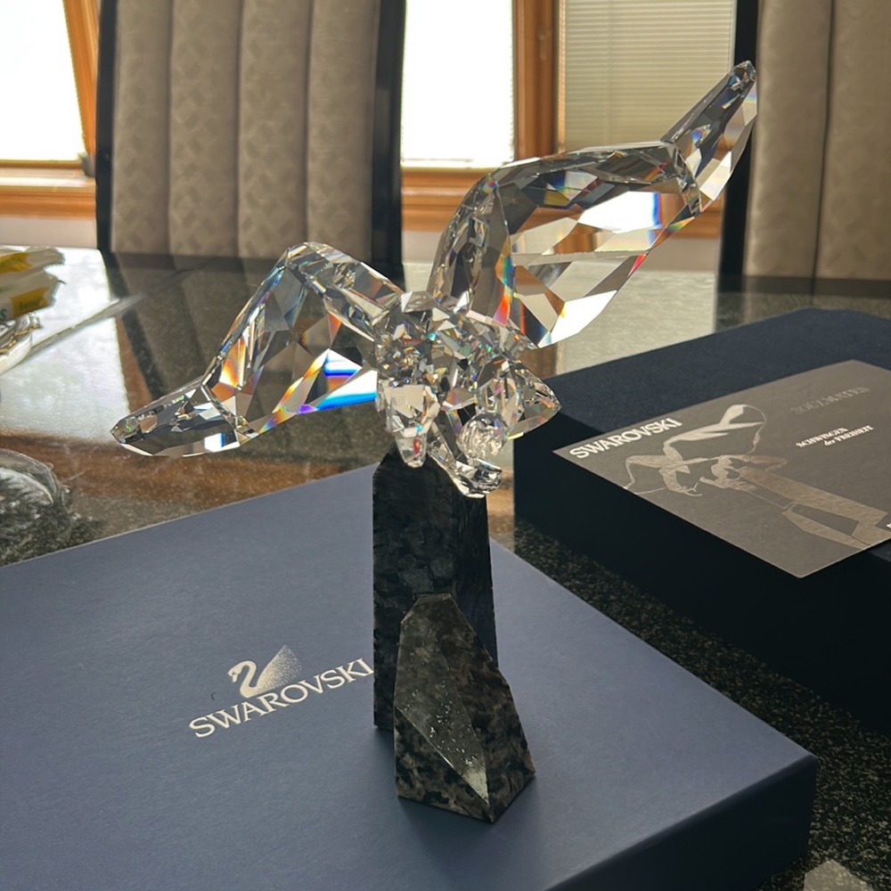 SWAROVSKI WINGS OF LIBERTY STATUE..NEVER USED…100% AUTHENTIC..COLLECTORS ITEM